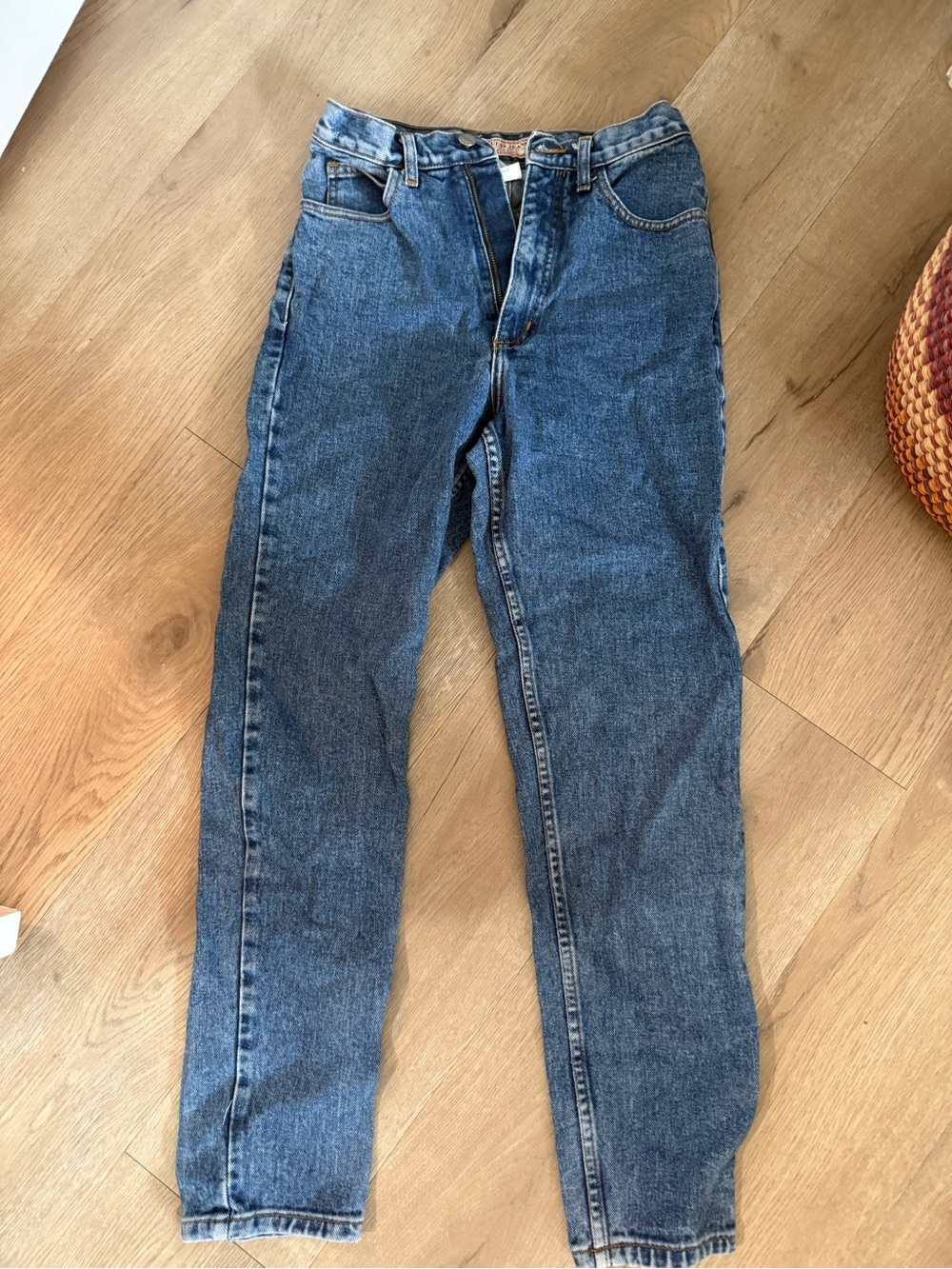 Guess Men's Straight Leg Denim Jeans in Blue